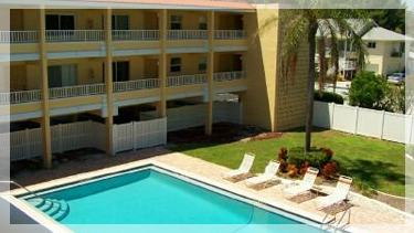 Anna Maria Island Condo with Pool
